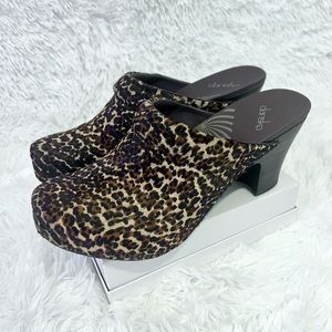 Dansko Cheetah Clogs size 10